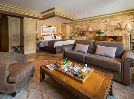 Le Lana 4* Куршевель