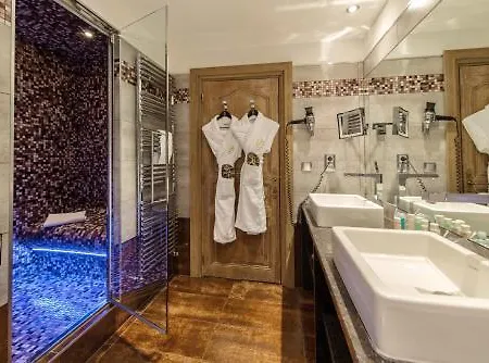 Hotel Le Lana Courchevel